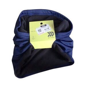 NWT All In Motion Neck Warmer Gator